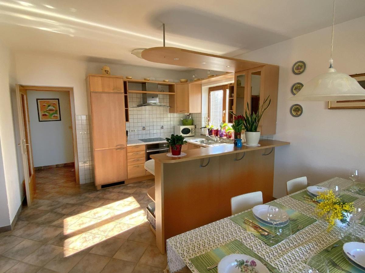 Sea View Istrian Countryside Apartment - Rota Dragonja Екстериор снимка