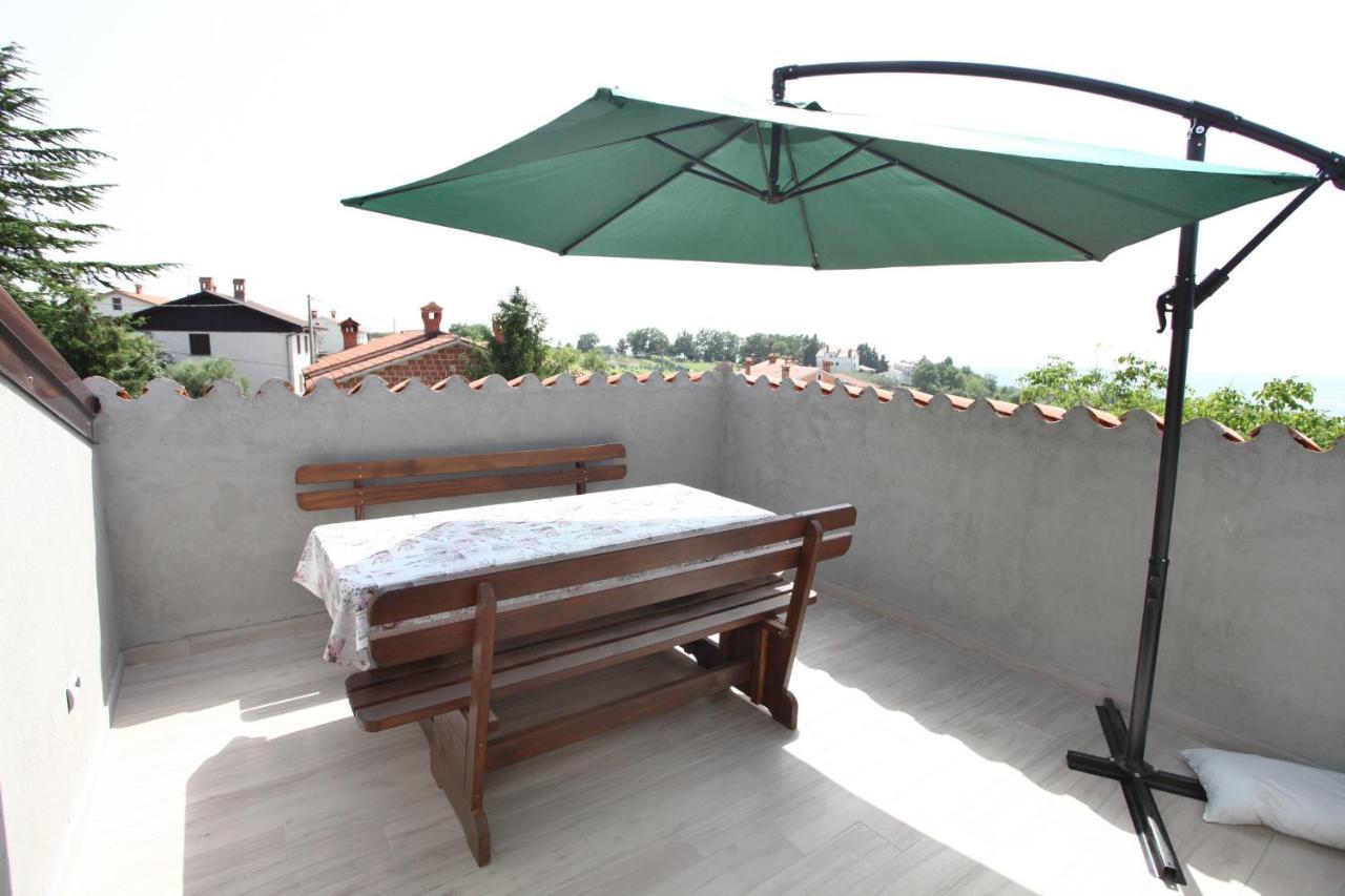 Sea View Istrian Countryside Apartment - Rota Dragonja Екстериор снимка
