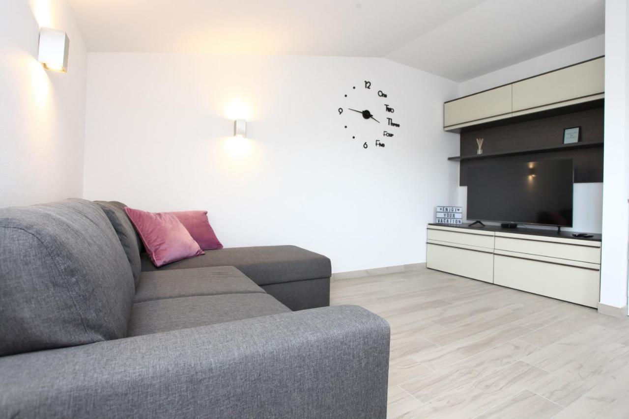 Sea View Istrian Countryside Apartment - Rota Dragonja Екстериор снимка